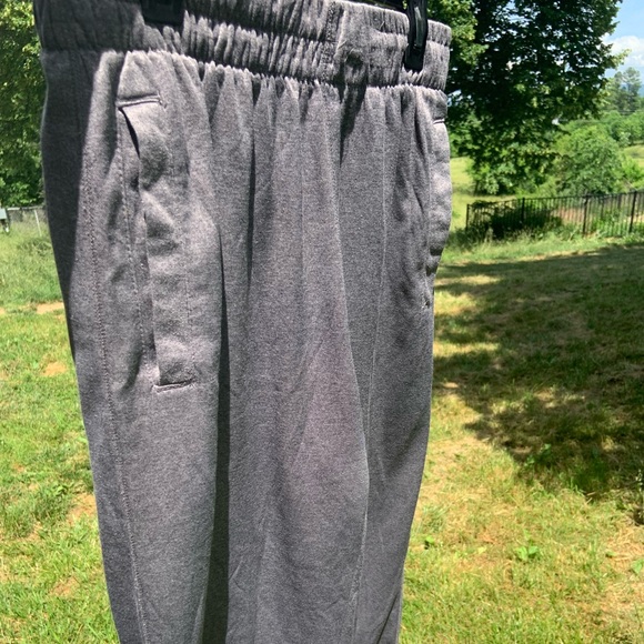 Virginia Tech Sweatpants - Picture 3 of 4